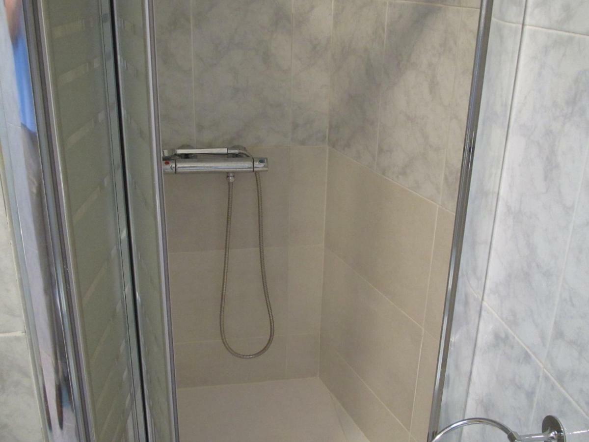 Апартаменти Apartamento Avenida Куенка Екстер'єр фото